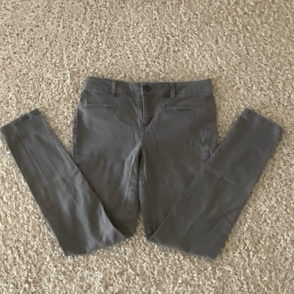 SO Skinny Khaki Size 7